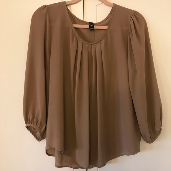 Windsor Tops - Windsor Taupe Gathered Circle Top w Button Back
